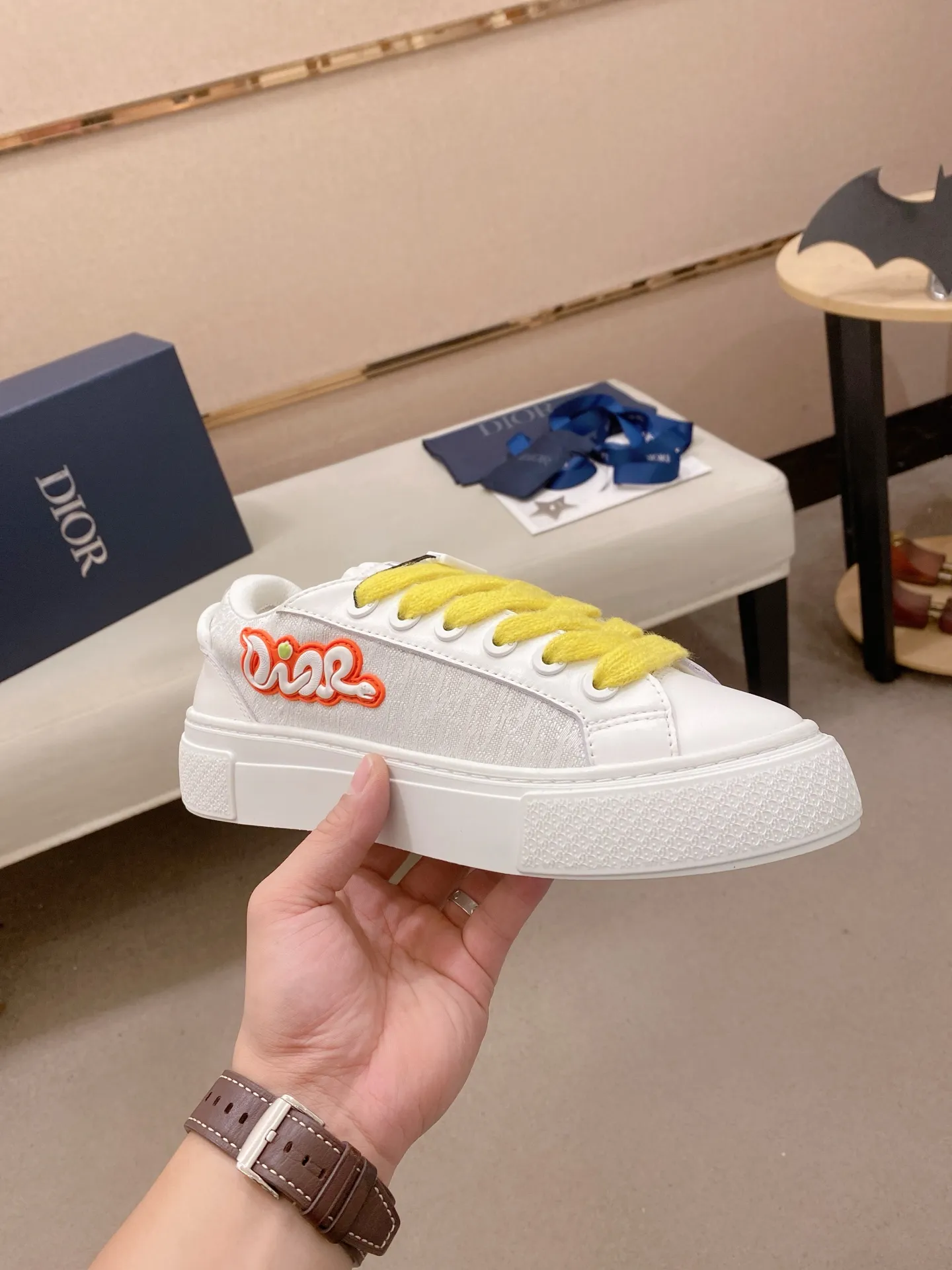 Factory price: 300 Men's shoes 💰[Dior·Dior] Top 🔍Couple style 💏🔍New casual sports style couple shoes, new four-season design, perfect workmanship, lace-up lazy style to create cabinet quality, upper: imported first-layer cowhide, sheepskin lining is soft and comfortable, ultra-light TPU wear-resistant outsole, simple, versatile fashion men's shoes, excellent color code number 35--44